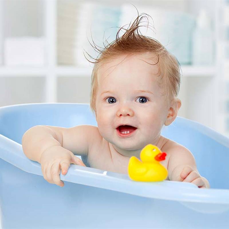 Tips you don’t know about bathing your baby in winter